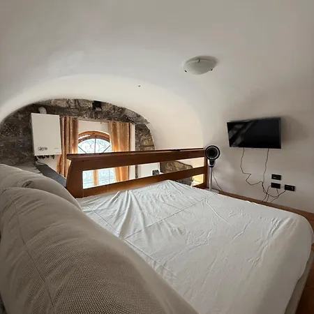 Dimora Delle Grazie, Genua